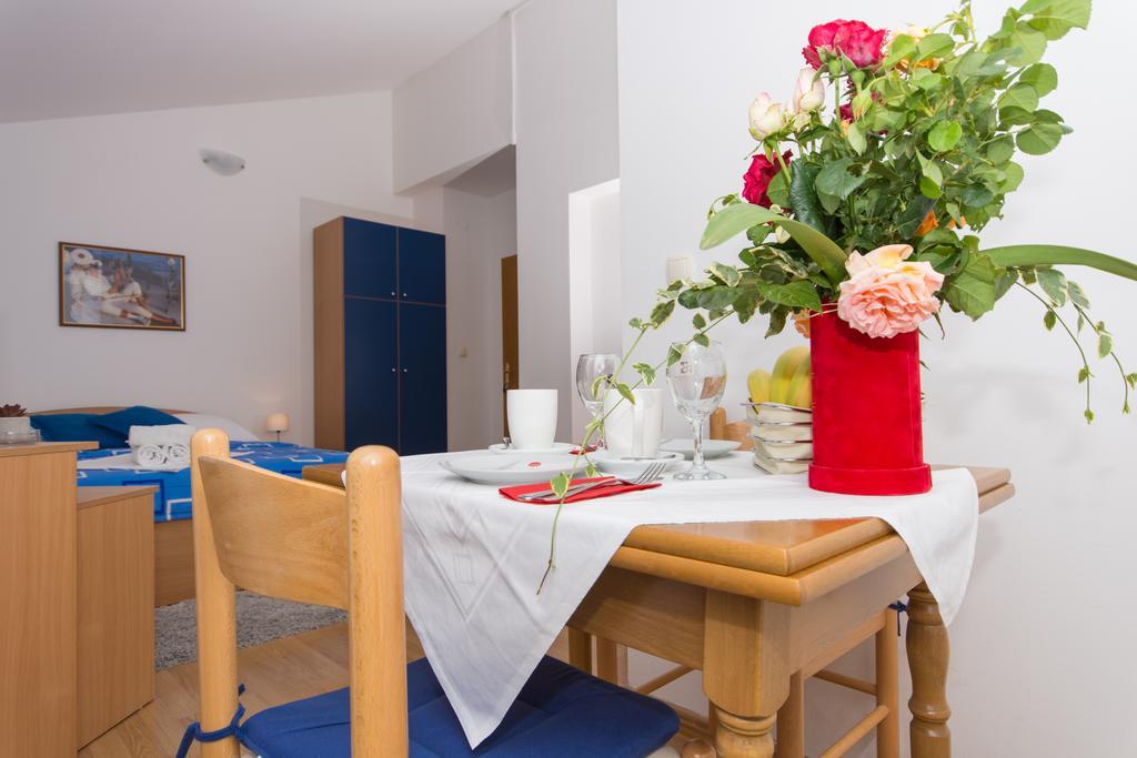 Marko Apartments Kaštela Buitenkant foto