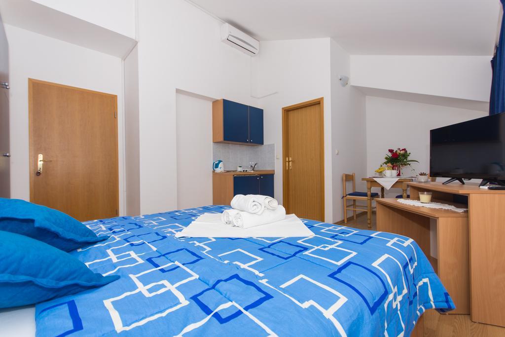 Marko Apartments Kaštela Buitenkant foto