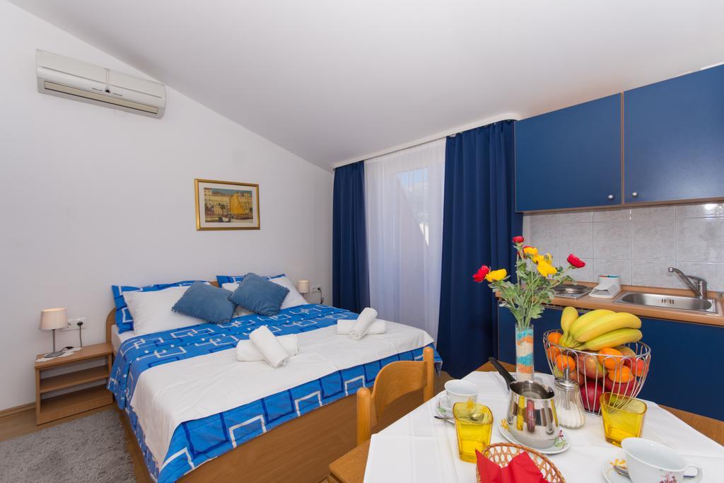 Marko Apartments Kaštela Buitenkant foto