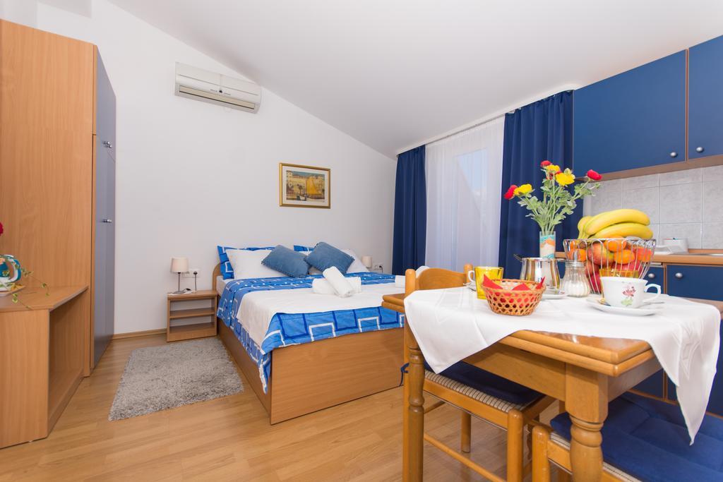 Marko Apartments Kaštela Buitenkant foto