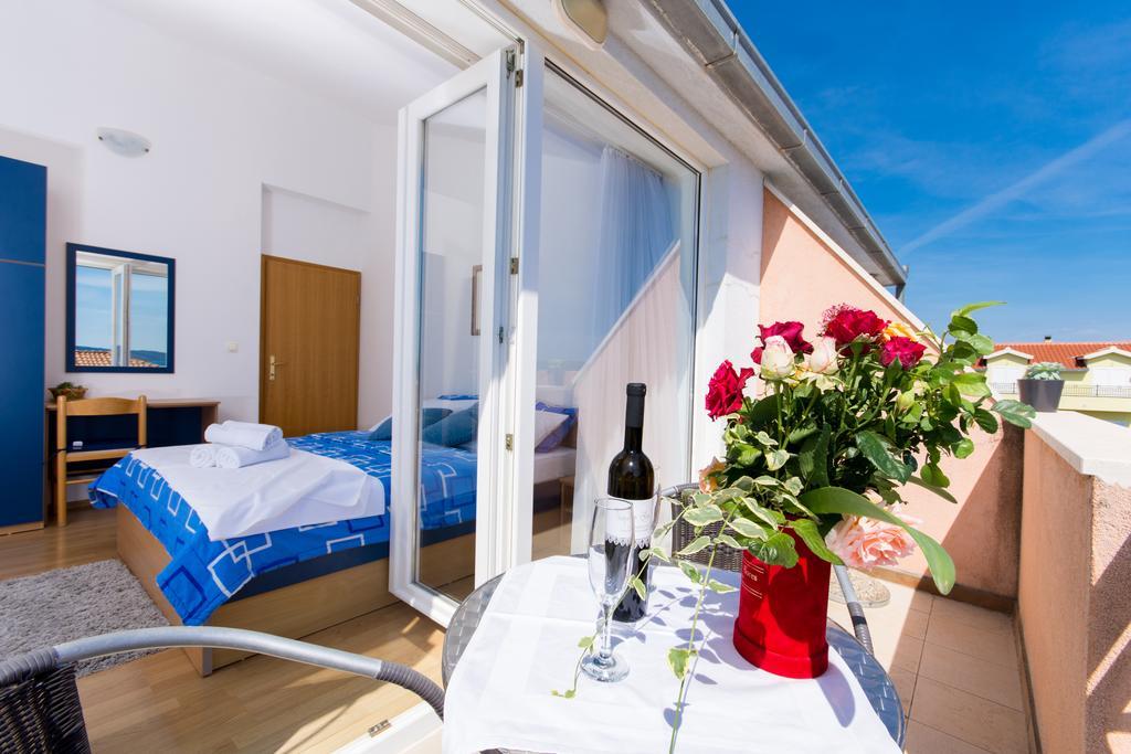 Marko Apartments Kaštela Buitenkant foto