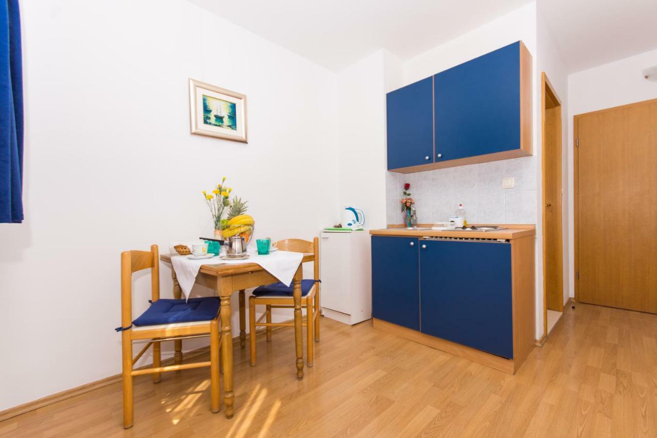 Marko Apartments Kaštela Buitenkant foto